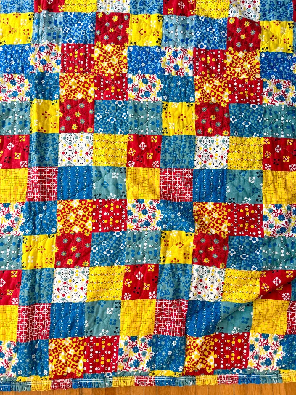 Vintage 1970s JCPenney Faux Patchwork Twin Quilt Blanket 71x66